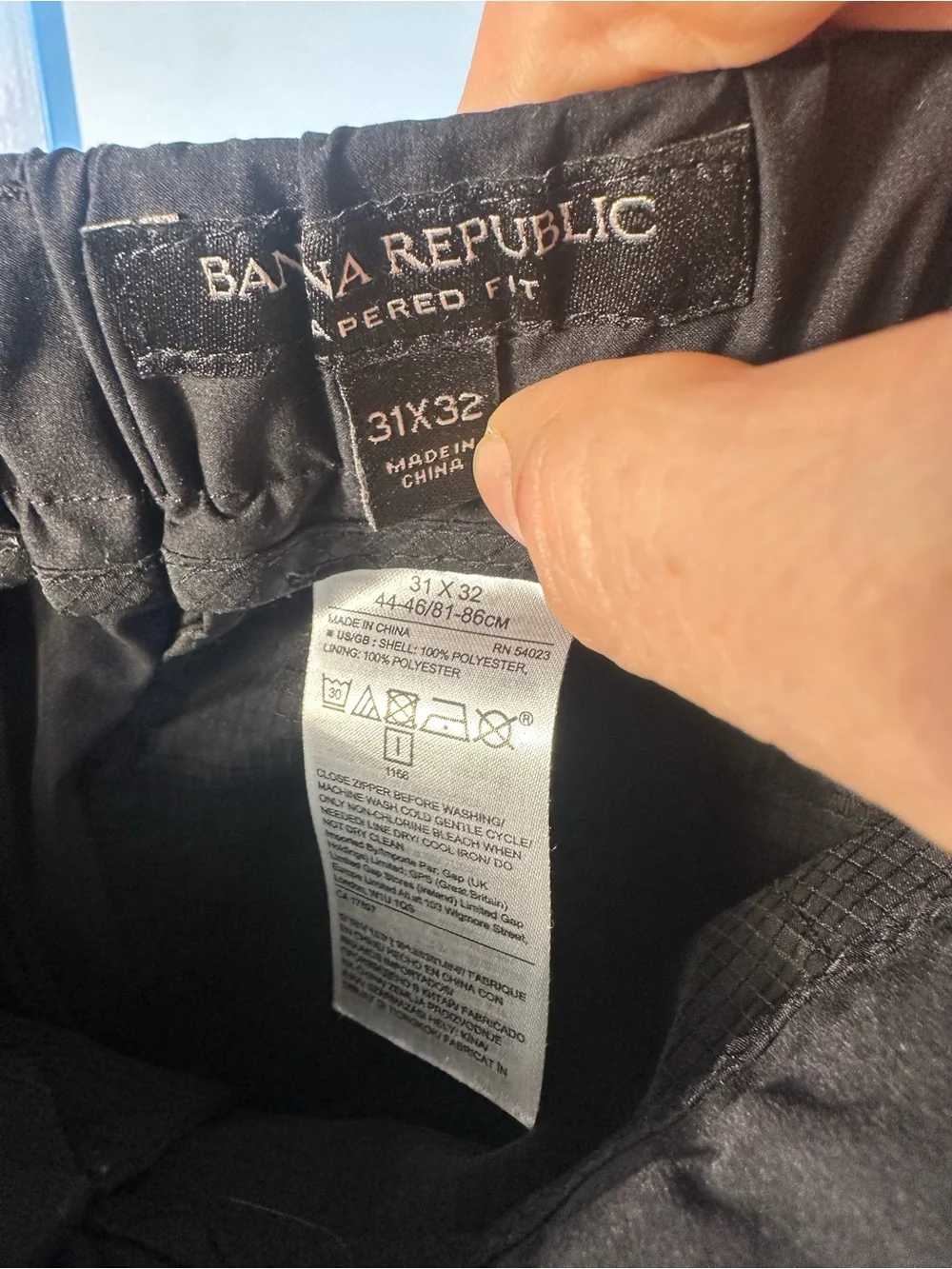 J79. Banana Republic Men's Black Dress Pants
